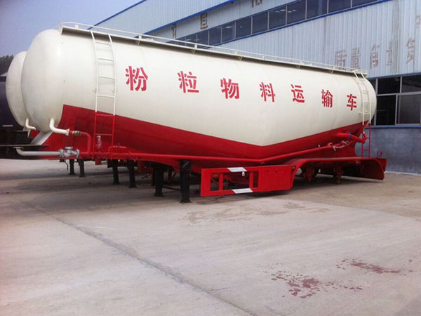 中密度粉粒物料運(yùn)輸半掛車